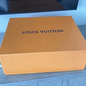 Louis vuttion gift box